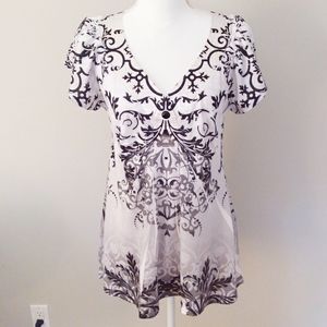 4/$20 Energy 3 Tone  Floral Button Top